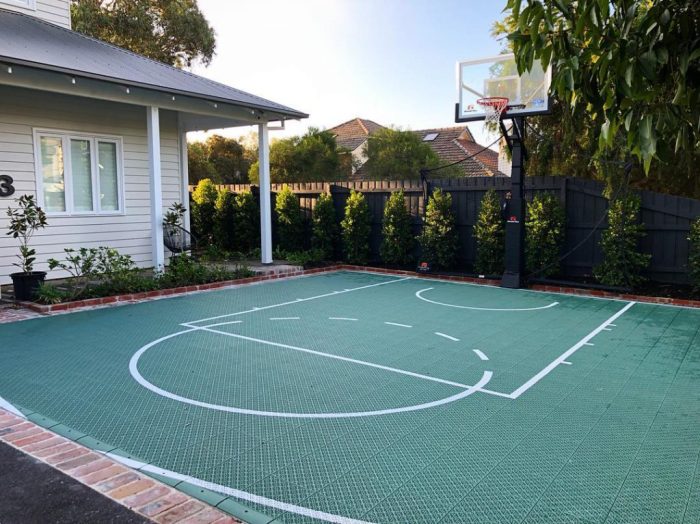 Harga Lantai Lapangan Basket Per M2 Panduan Lengkap Home Hoops Green Baller Court MSF 1024x767 1 1 - Harga Lantai Lapangan Basket Per M2 Panduan Lengkap
