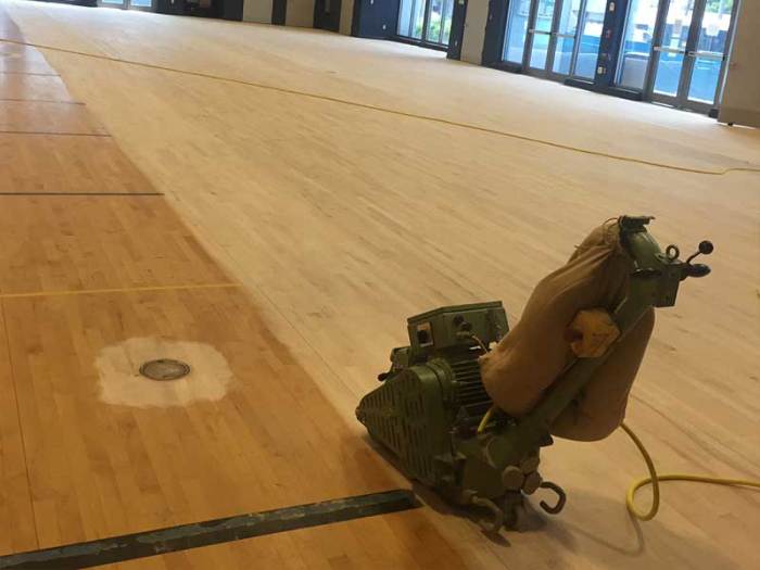 basketballcourtinstallers3 - 5 Sinyal Bahaya Lantai Parket Basket Butuh Perbaikan