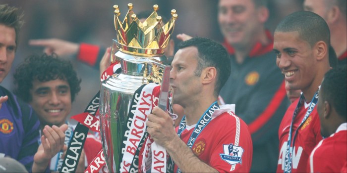 mixcollage 22 feb 2024 12 24 pm 4395 1 - Roefs dapat nominasi berkat awal cemerlang Premier League