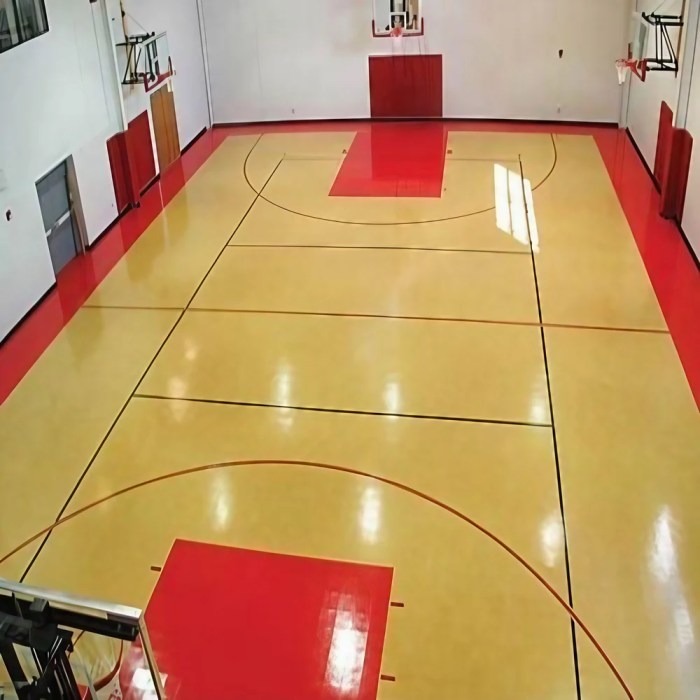 indoor basketball court flooring 1000x1000 1 - Lantai Parket Lapangan Basket Sekolah Spesifikasi, Rekomendasi, dan Anggaran