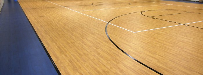 synthetic gym flooring 5 - 5 Sinyal Bahaya Lantai Parket Basket Butuh Perbaikan